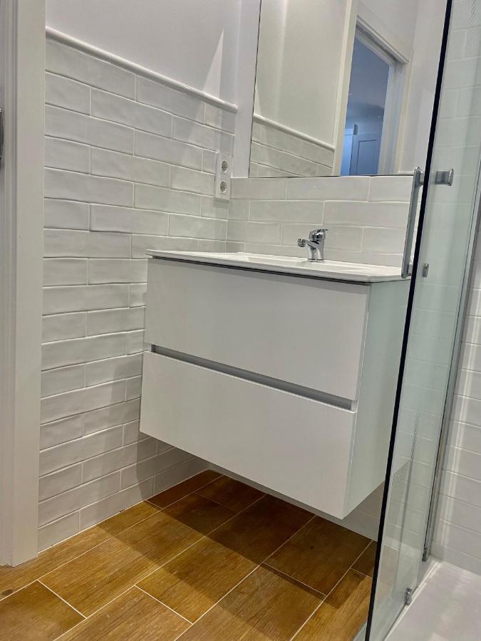 Estudio Califa Parking Free Apartamento